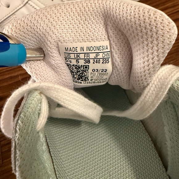 Adidas Superstar White/Mint Green Sneakers | M 5.5/W 7.5 - Picture 5 of 7